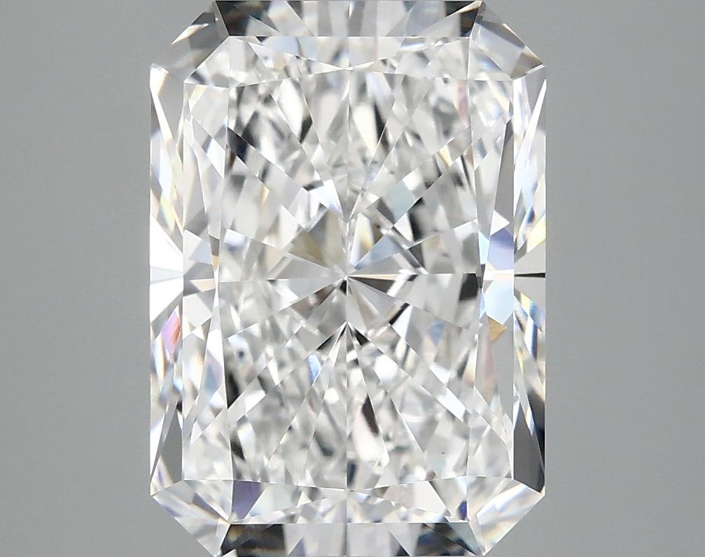 4.04 Carat Radiant Shaped Ideal Cut VVS2 IGI Certified Lab Grown Diamond