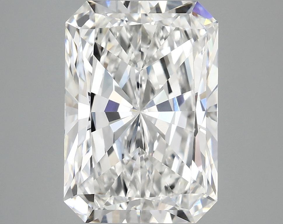3.83 Carat Radiant Shaped Ideal Cut VVS2 IGI Certified Lab Grown Diamond