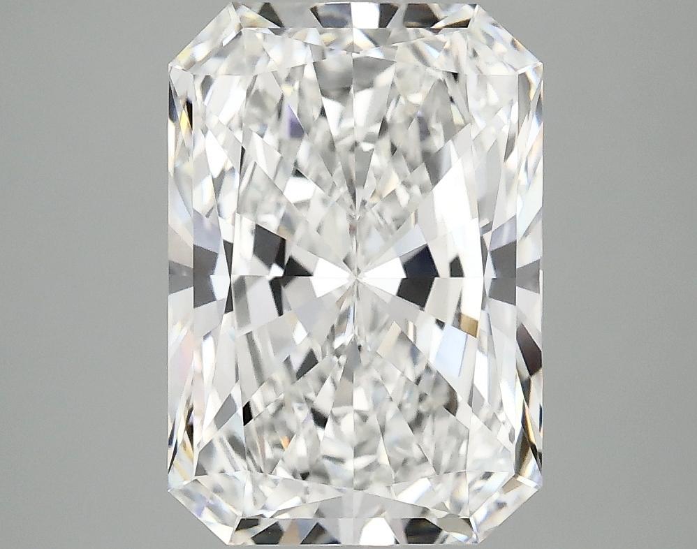 3.97 Carat Radiant Shaped Ideal Cut VVS2 IGI Certified Lab Grown Diamond