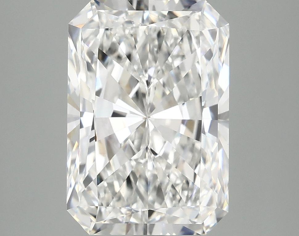 3.84 Carat Radiant Shaped Ideal Cut VVS2 IGI Certified Lab Grown Diamond