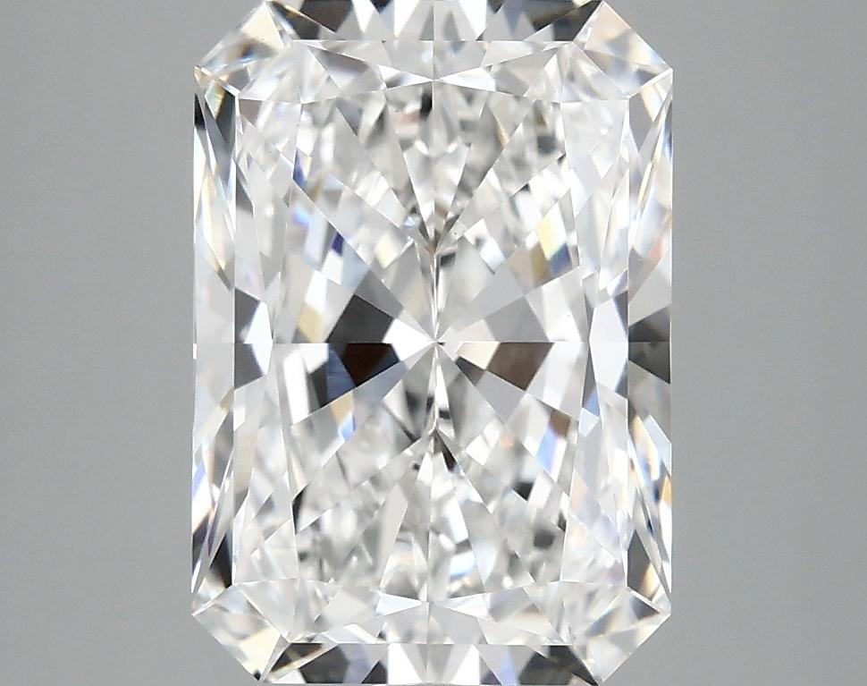 4.1 Carat Radiant Shaped Ideal Cut VVS2 IGI Certified Lab Grown Diamond