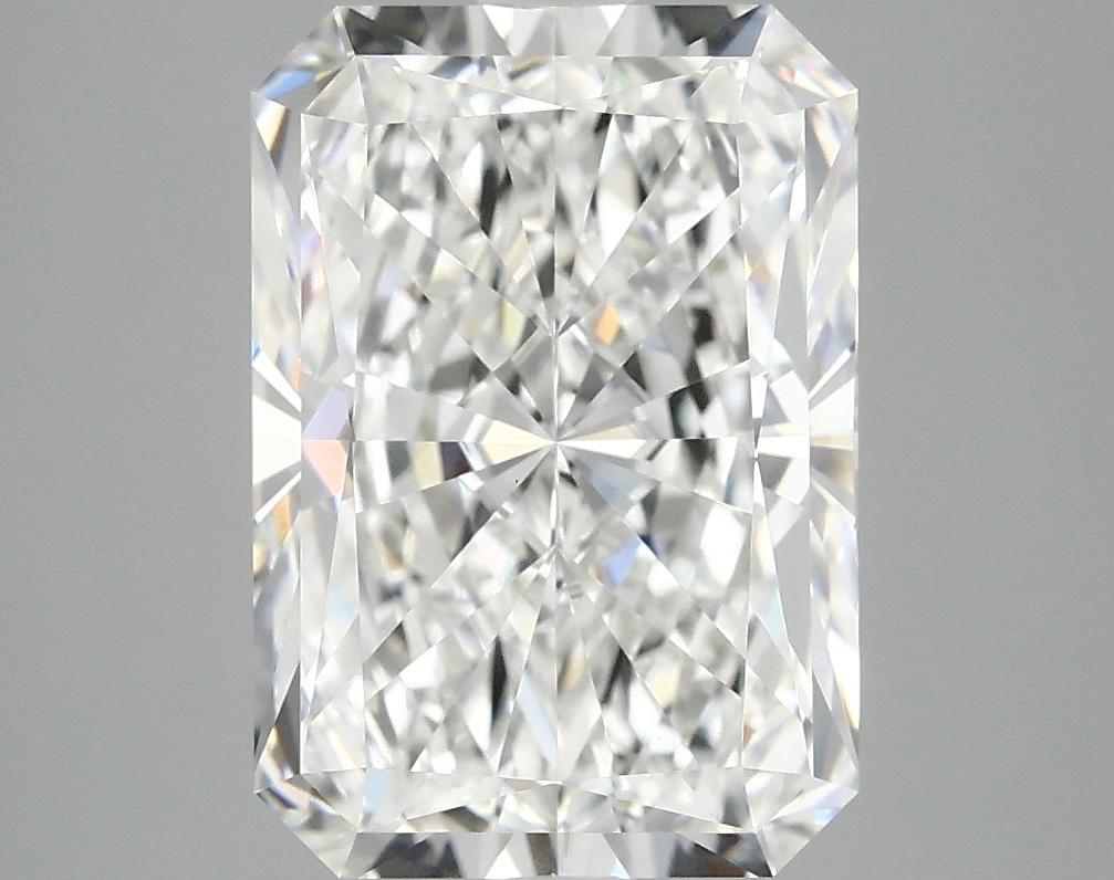 4.13 Carat Radiant Shaped Ideal Cut VVS2 IGI Certified Lab Grown Diamond