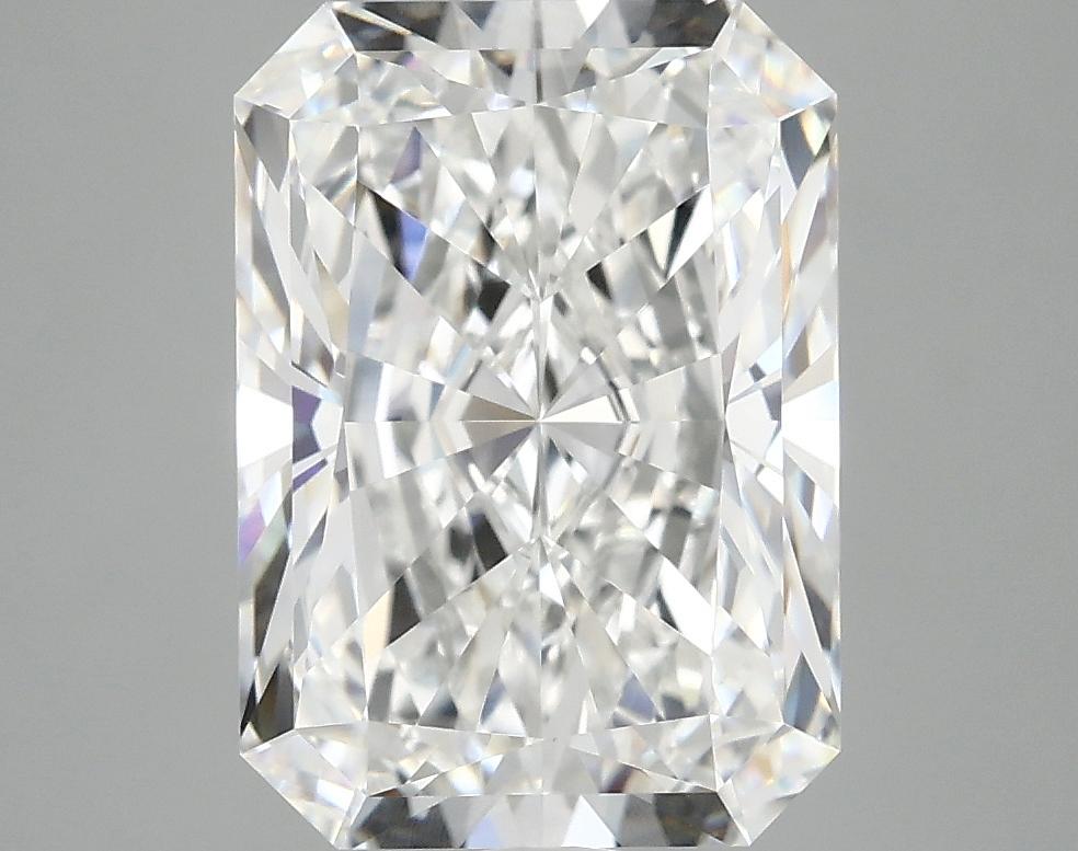 4.12 Carat Radiant Shaped Ideal Cut VVS2 IGI Certified Lab Grown Diamond