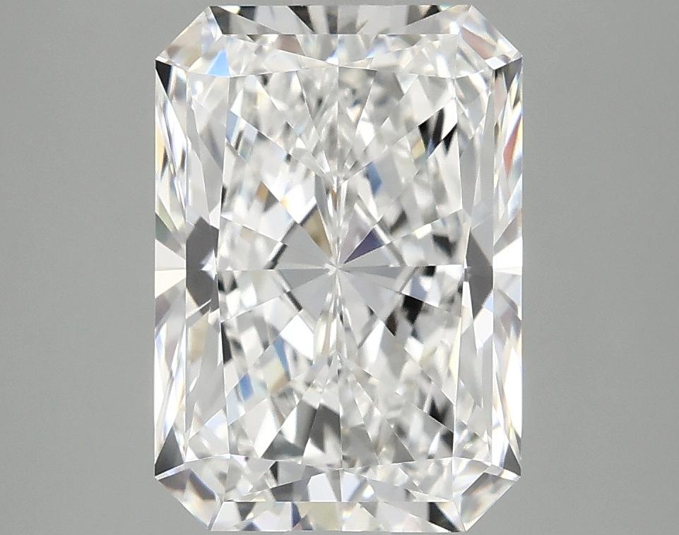 3.96 Carat Radiant Shaped Ideal Cut VVS2 IGI Certified Lab Grown Diamond