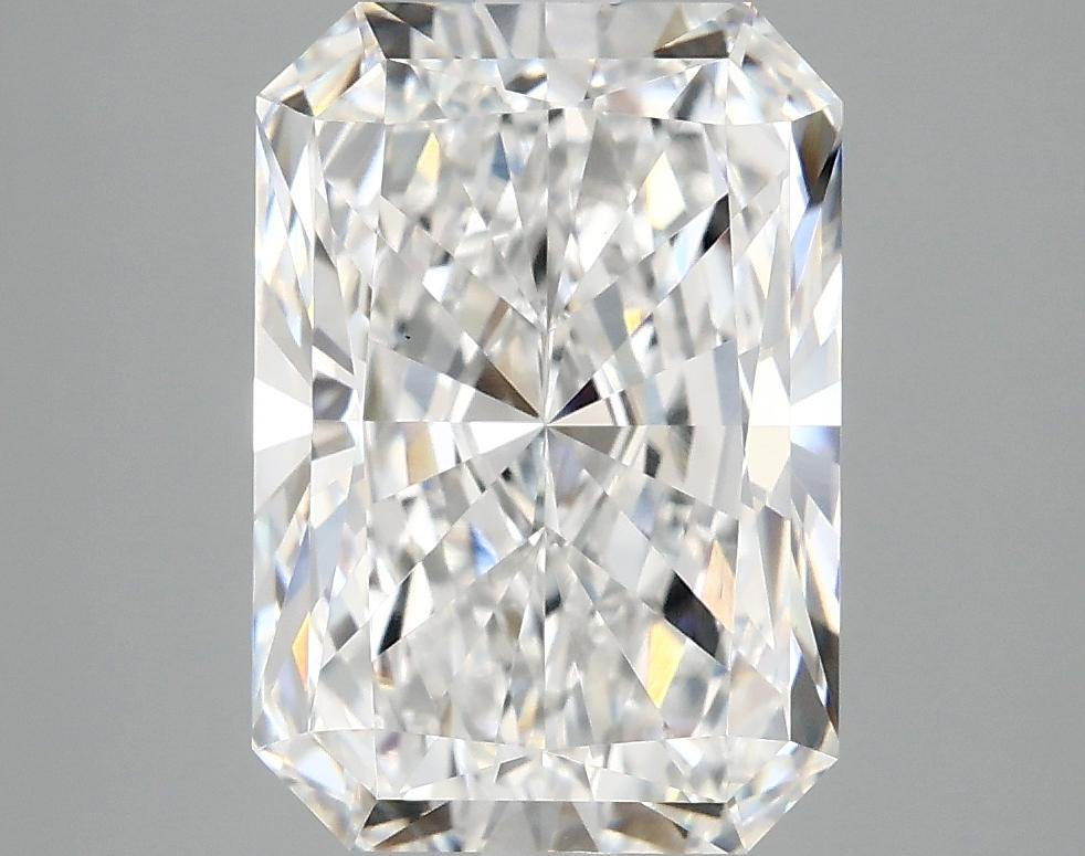 4.17 Carat Radiant Shaped Ideal Cut VS1 IGI Certified Lab Grown Diamond
