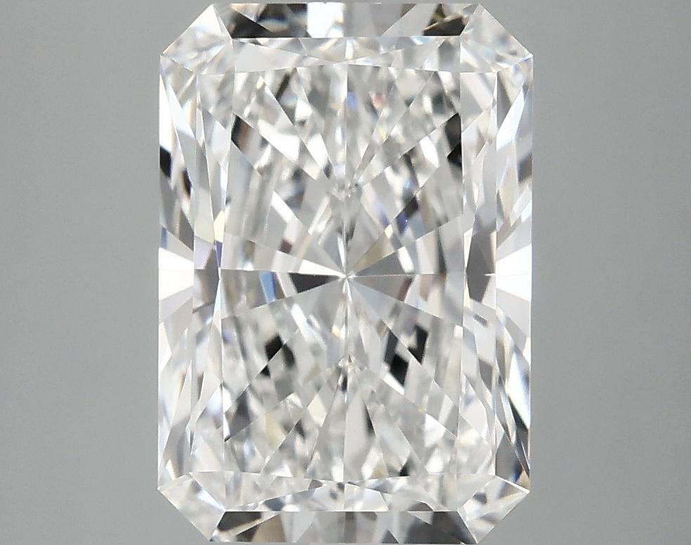 4.17 Carat Radiant Shaped Ideal Cut VVS2 IGI Certified Lab Grown Diamond