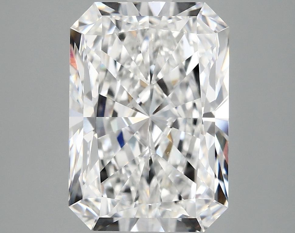 4.04 Carat Radiant Shaped Ideal Cut VVS2 IGI Certified Lab Grown Diamond