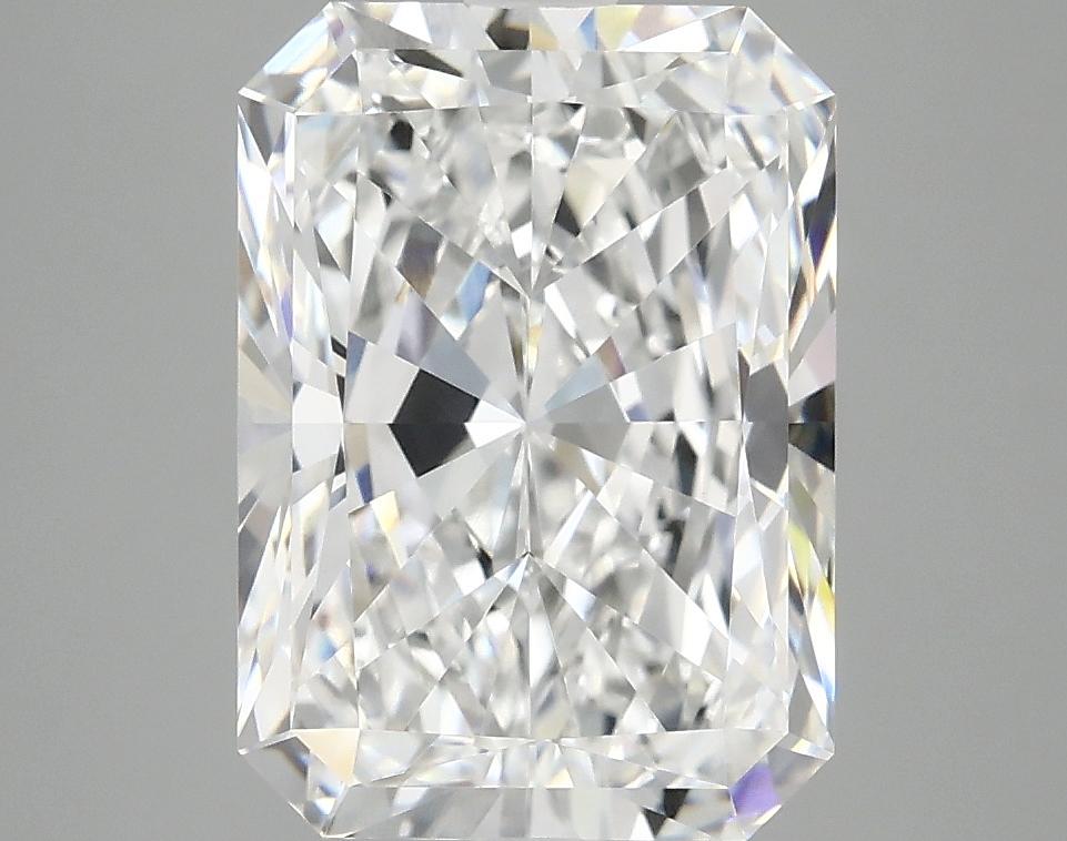 4.05 Carat Radiant Shaped Ideal Cut VVS2 IGI Certified Lab Grown Diamond
