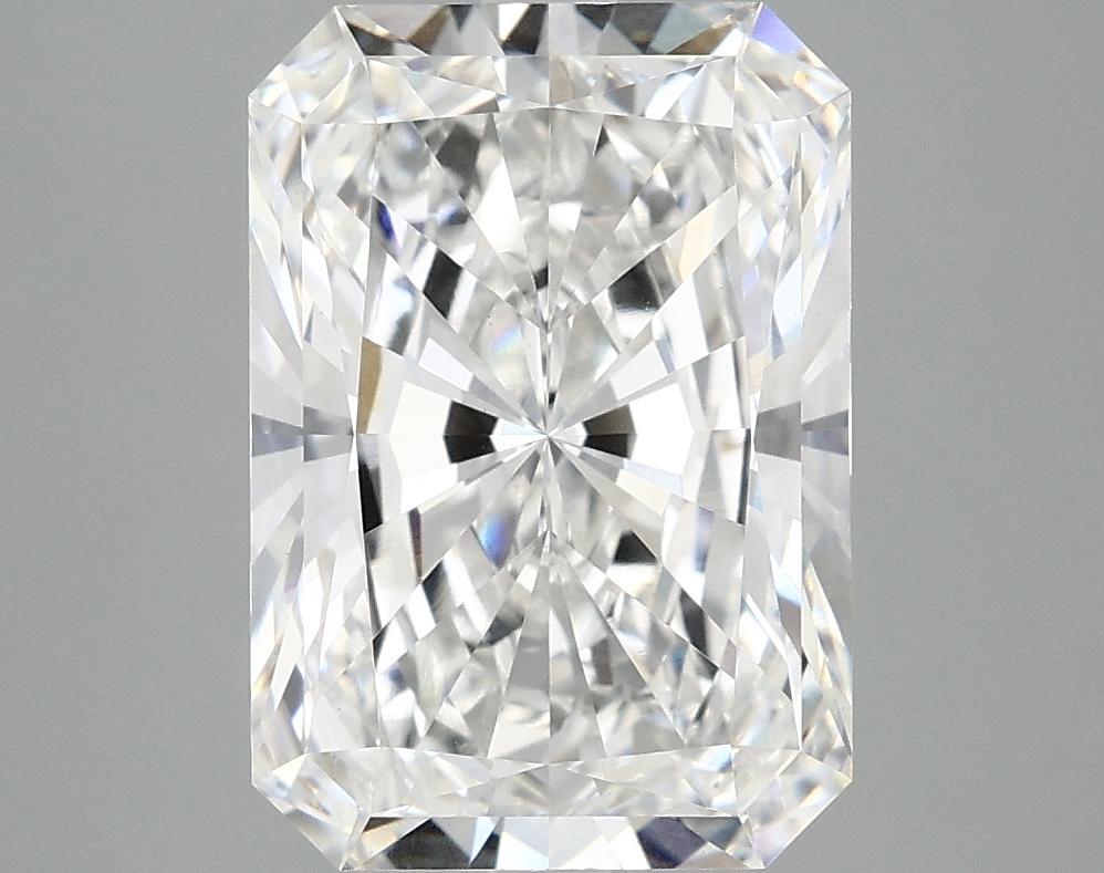 4.05 Carat Radiant Shaped Ideal Cut VVS2 IGI Certified Lab Grown Diamond