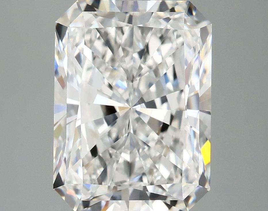 4.07 Carat Radiant Shaped Excellent Cut VS1 IGI Certified Lab Grown Diamond