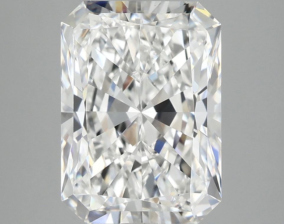 4.04 Carat Radiant Shaped Excellent Cut VVS2 IGI Certified Lab Grown Diamond