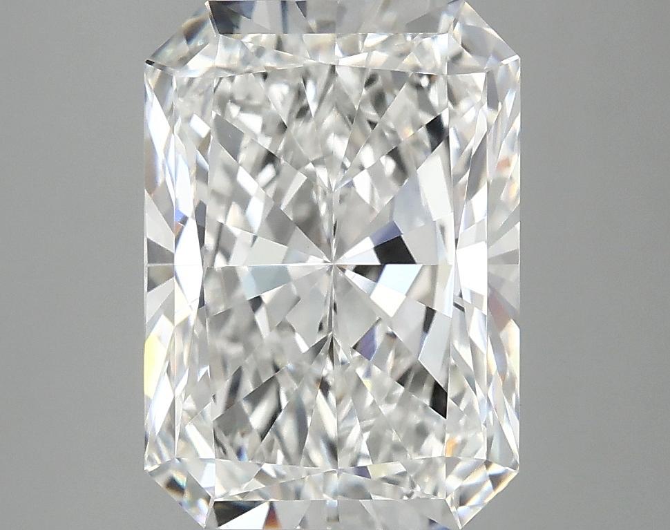 3.92 Carat Radiant Shaped Ideal Cut VVS2 IGI Certified Lab Grown Diamond