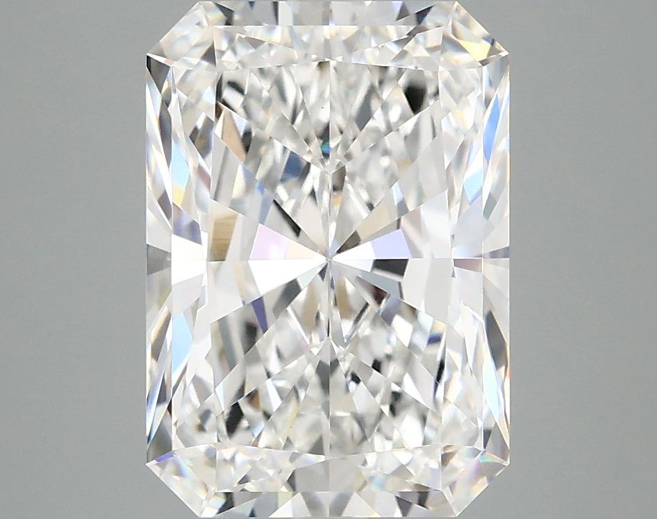 3.91 Carat Radiant Shaped Ideal Cut VVS2 IGI Certified Lab Grown Diamond