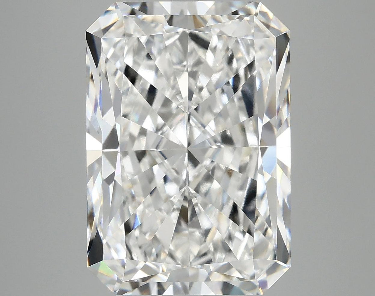 9.04 Carat Radiant Shaped Ideal Cut VVS2 IGI Certified Lab Grown Diamond