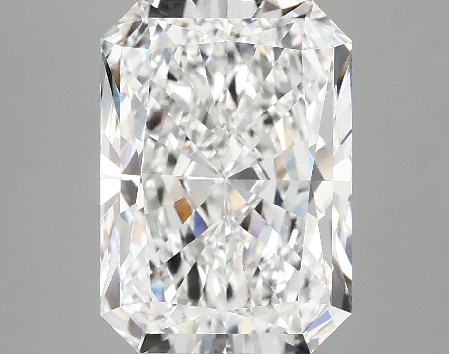 3.94 Carat Radiant Shaped Ideal Cut VS1 IGI Certified Lab Grown Diamond