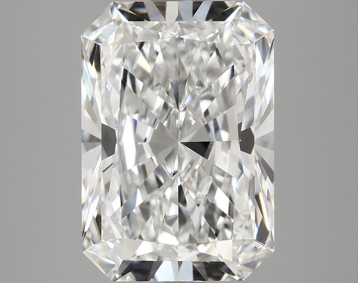 3.09 Carat Radiant Shaped Ideal Cut VS1 IGI Certified Lab Grown Diamond