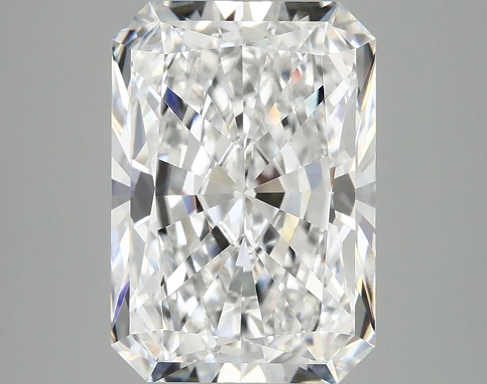 4.04 Carat Radiant Shaped Ideal Cut VVS2 IGI Certified Lab Grown Diamond