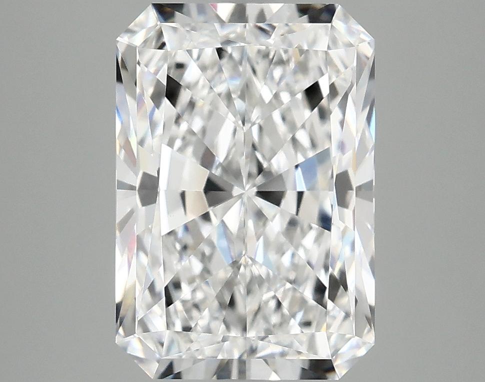 3.93 Carat Radiant Shaped Ideal Cut VVS2 IGI Certified Lab Grown Diamond