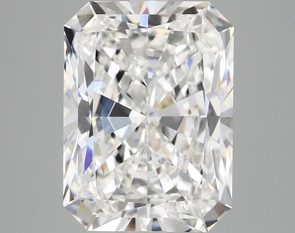 3.93 Carat Radiant Shaped Excellent Cut VVS2 IGI Certified Lab Grown Diamond