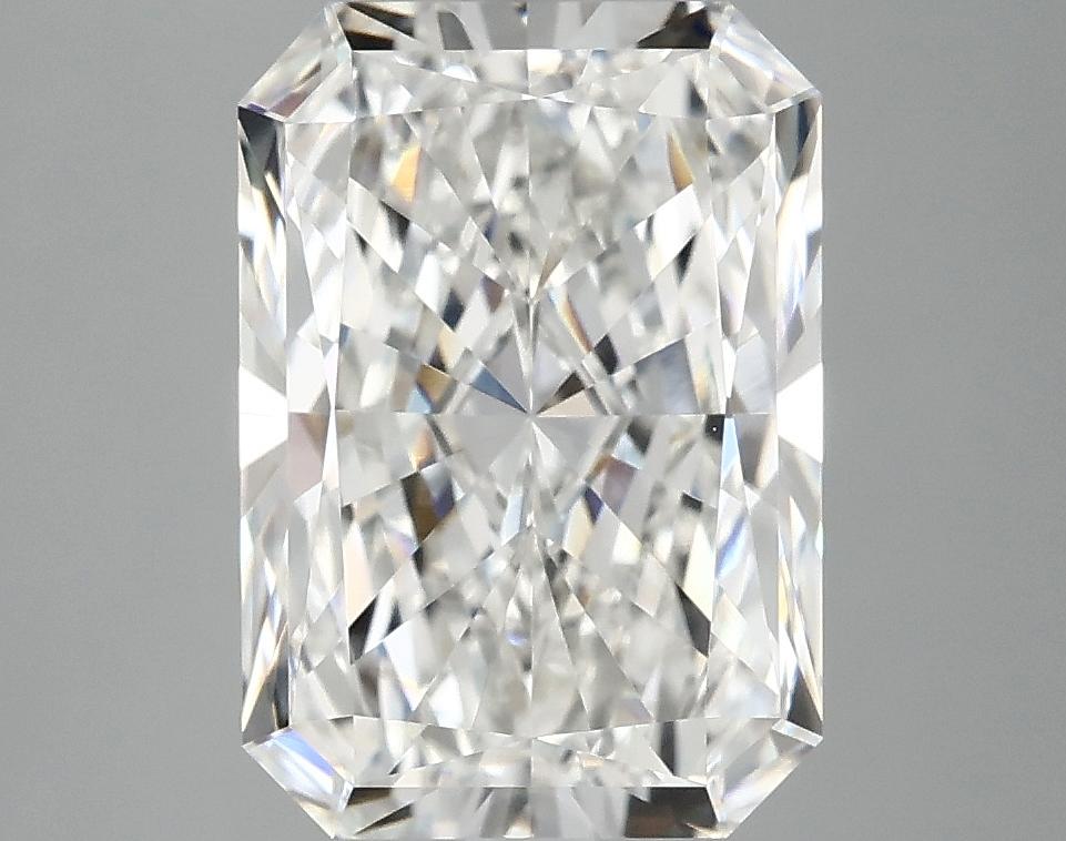 3.95 Carat Radiant Shaped Ideal Cut VVS2 IGI Certified Lab Grown Diamond