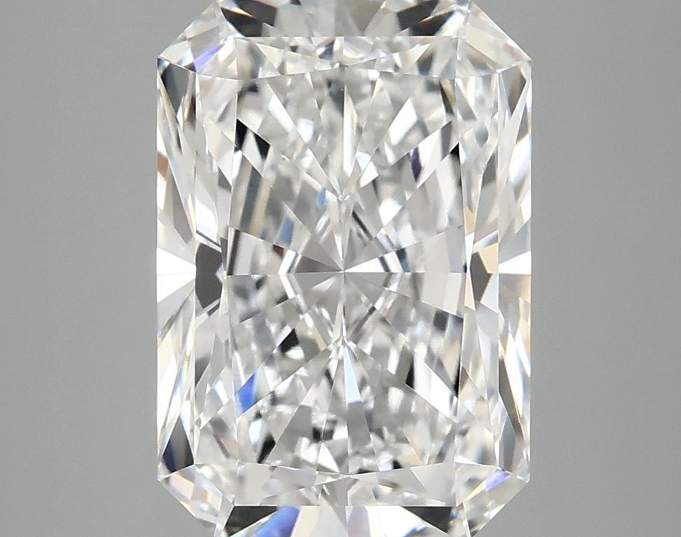 4.07 Carat Radiant Shaped Ideal Cut VVS2 IGI Certified Lab Grown Diamond