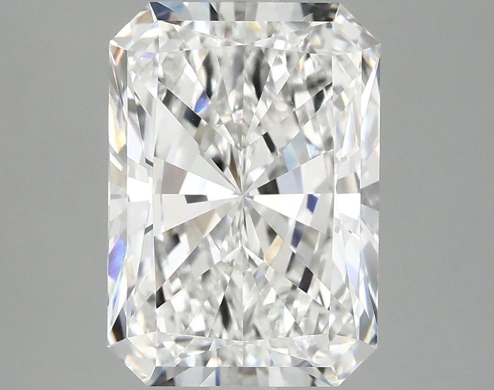 3.87 Carat Radiant Shaped Ideal Cut VVS2 IGI Certified Lab Grown Diamond