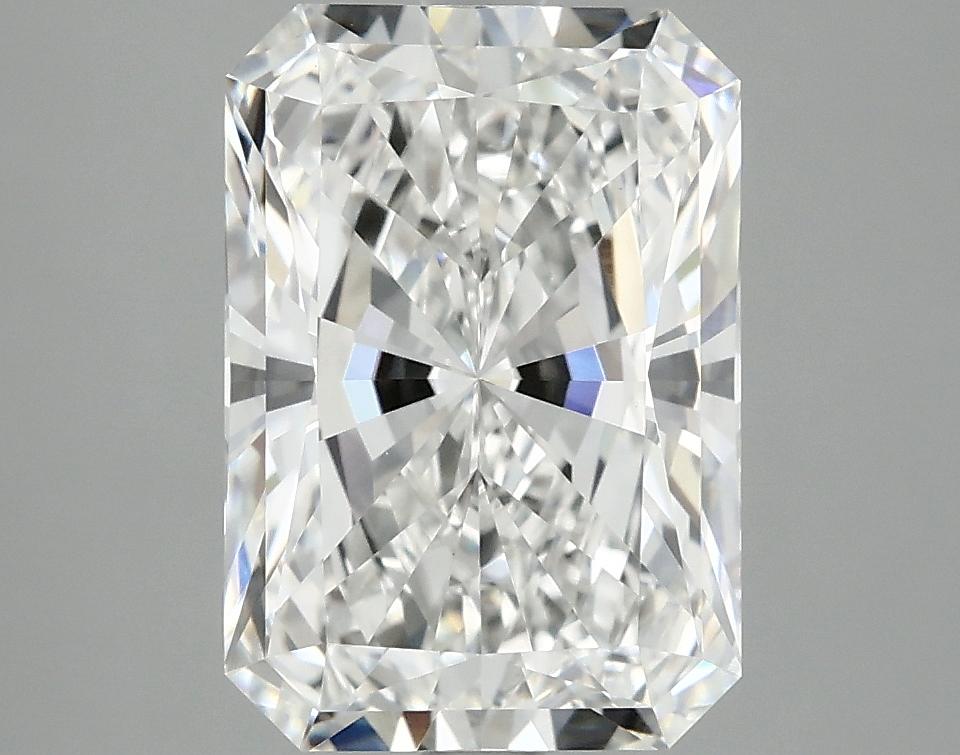 3.89 Carat Radiant Shaped Ideal Cut VVS2 IGI Certified Lab Grown Diamond
