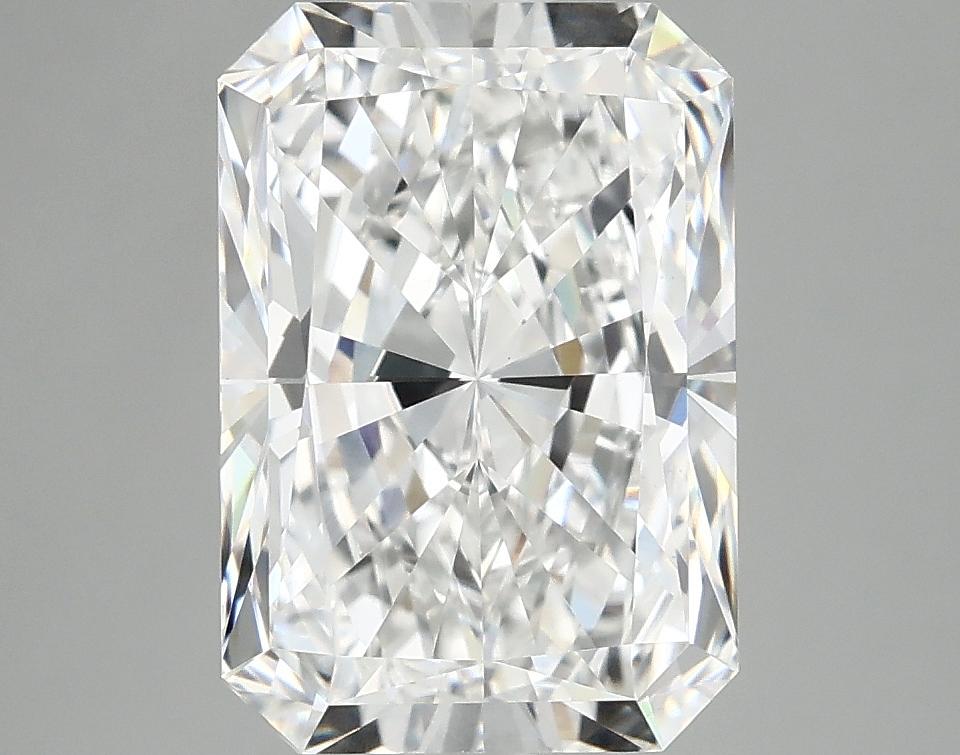 4.0 Carat Radiant Shaped Ideal Cut VVS2 IGI Certified Lab Grown Diamond