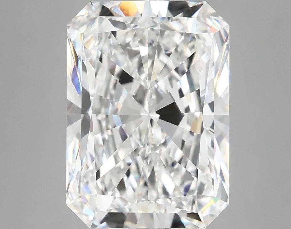 4.06 Carat Radiant Shaped Ideal Cut VVS2 IGI Certified Lab Grown Diamond