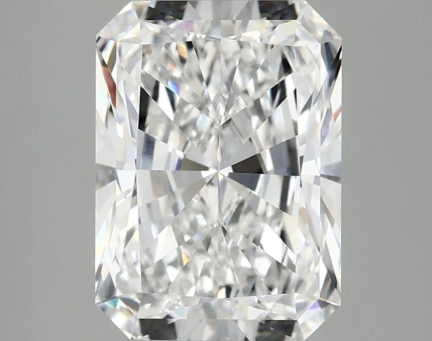 3.05 Carat Radiant Shaped Excellent Cut VVS2 IGI Certified Lab Grown Diamond