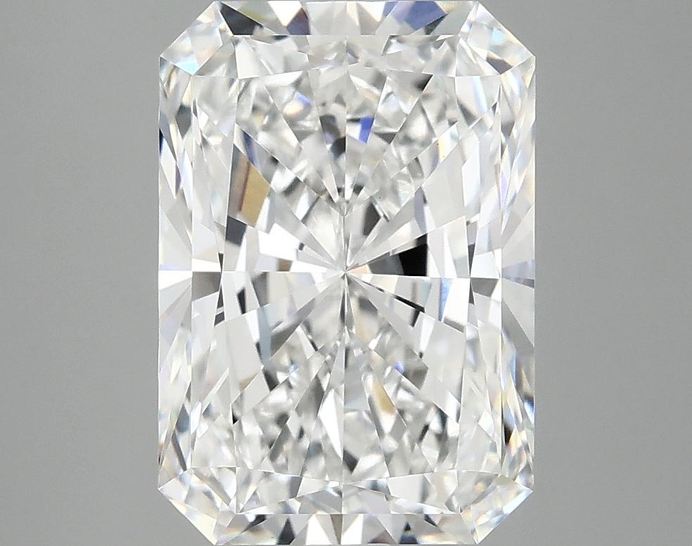 4.15 Carat Radiant Shaped Ideal Cut VVS2 IGI Certified Lab Grown Diamond