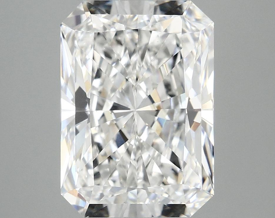 3.94 Carat Radiant Shaped Ideal Cut VVS2 IGI Certified Lab Grown Diamond