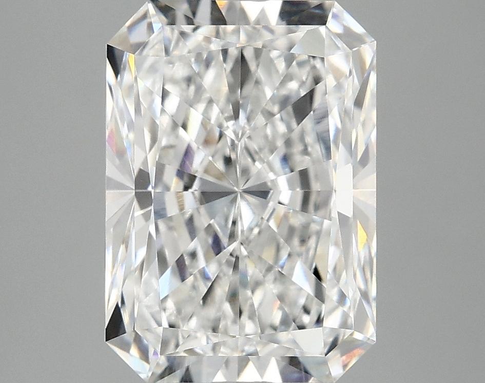 4.05 Carat Radiant Shaped Ideal Cut VVS2 IGI Certified Lab Grown Diamond