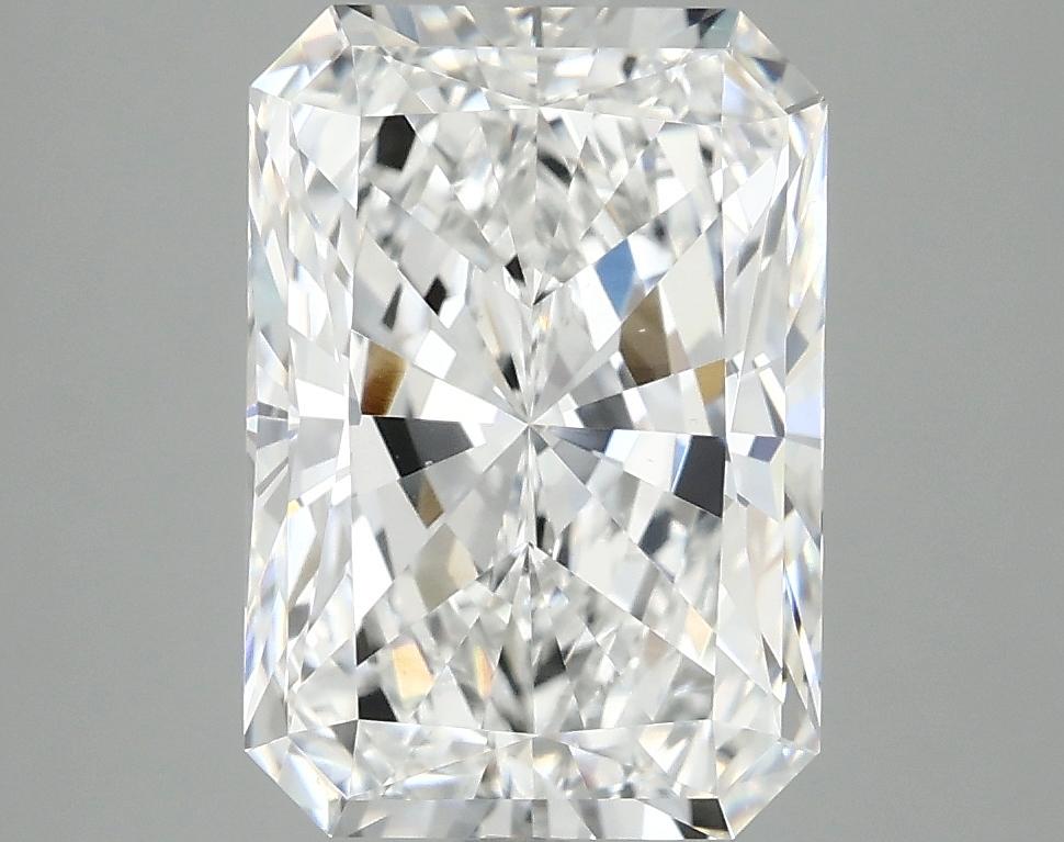 3.96 Carat Radiant Shaped Ideal Cut VS2 IGI Certified Lab Grown Diamond