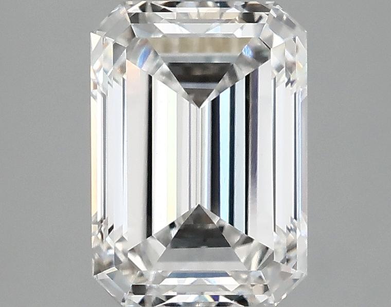 2.5 Carat Emerald Shaped Ideal Cut VS1 IGI Certified Lab Grown Diamond