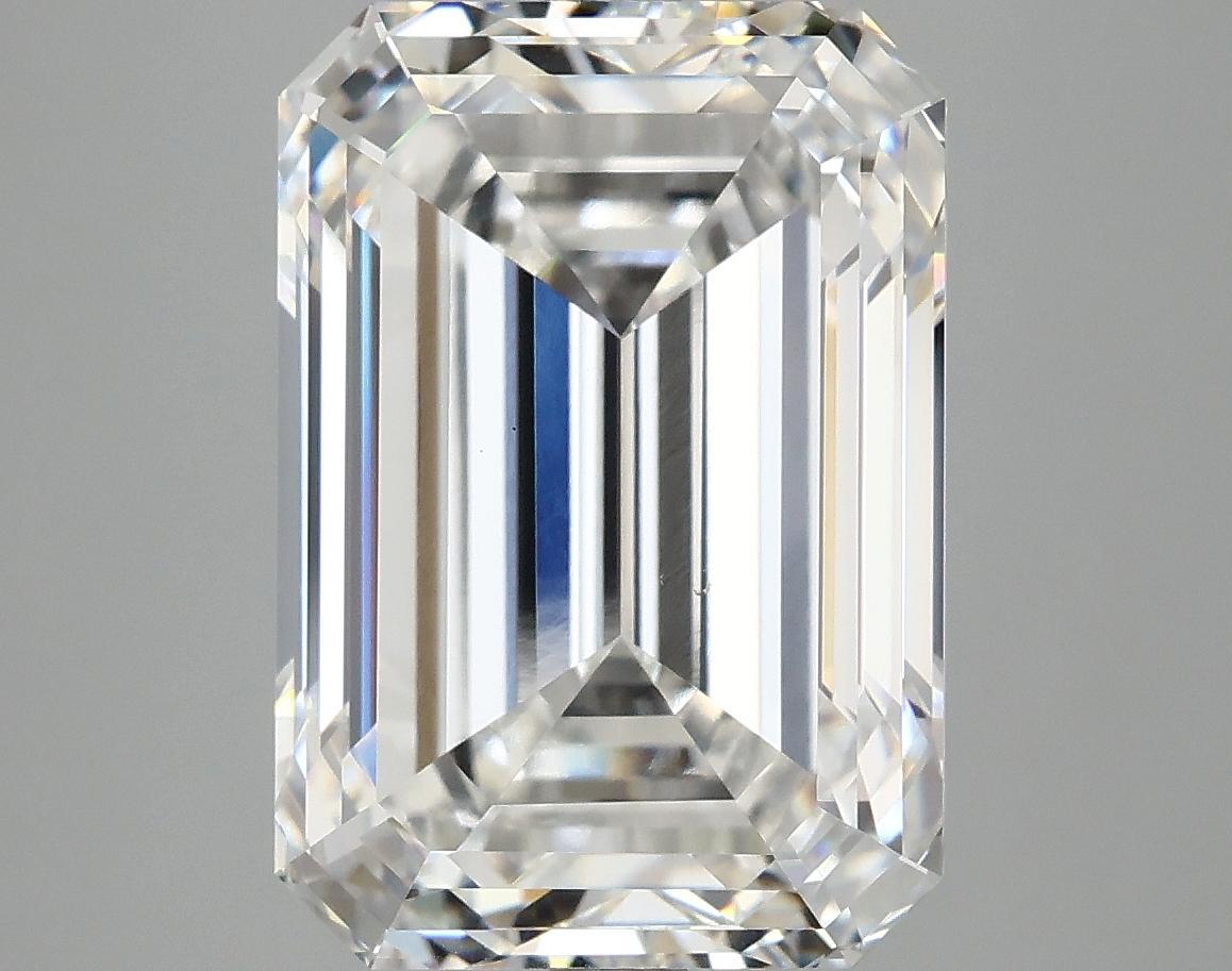 7.69 Carat Emerald Shaped Ideal Cut VS1 IGI Certified Lab Grown Diamond