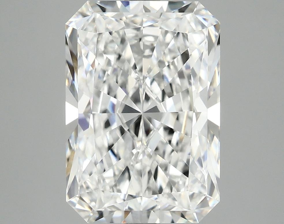 4.07 Carat Radiant Shaped Ideal Cut VVS2 IGI Certified Lab Grown Diamond