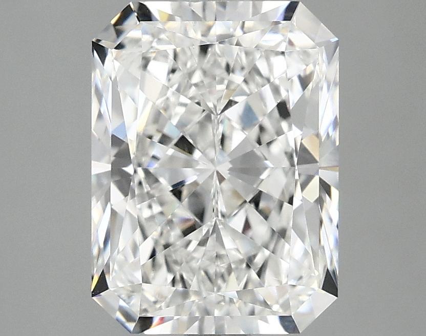 2.85 Carat Radiant Shaped Excellent Cut VVS2 IGI Certified Lab Grown Diamond