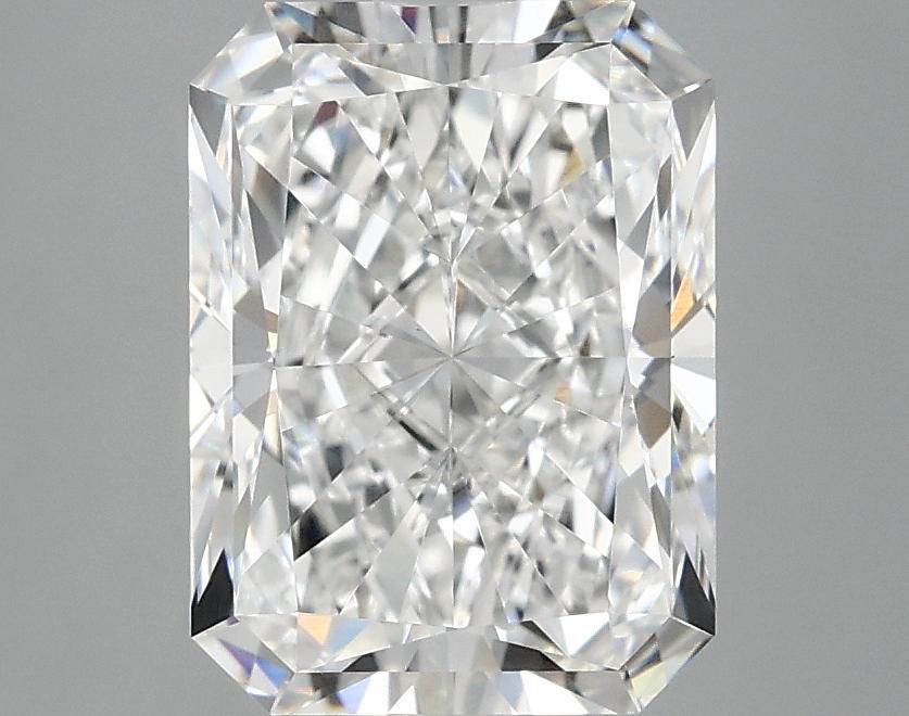 3.09 Carat Radiant Shaped Excellent Cut VVS2 IGI Certified Lab Grown Diamond