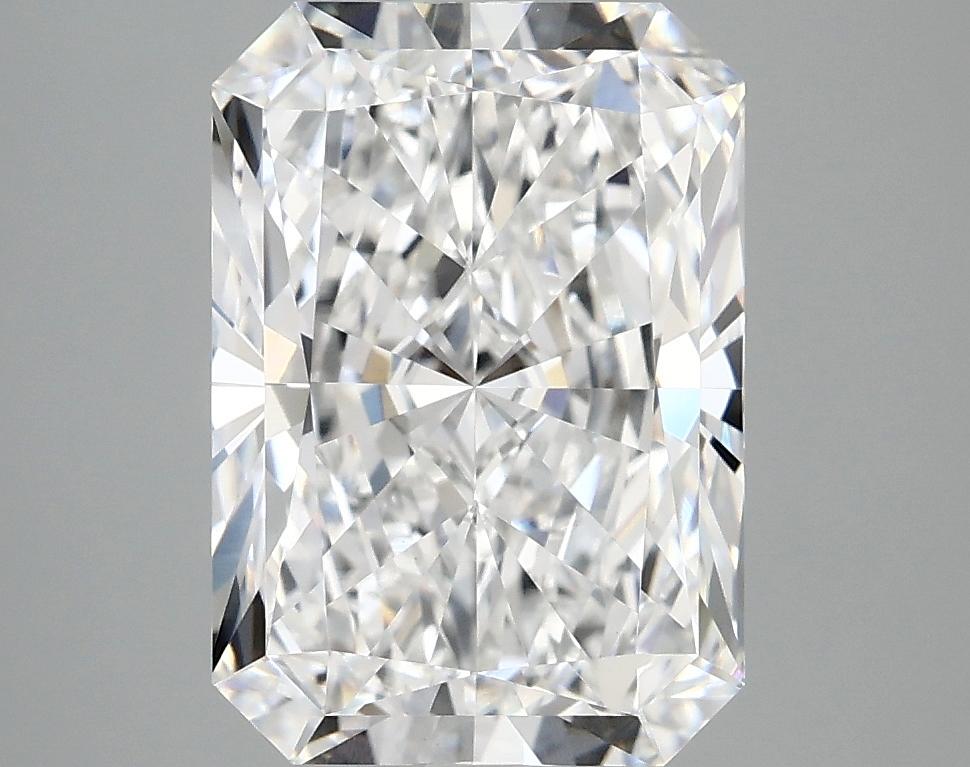 4.07 Carat Radiant Shaped Ideal Cut VVS2 IGI Certified Lab Grown Diamond