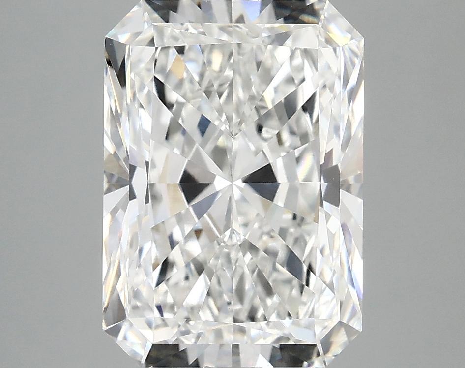 4.1 Carat Radiant Shaped Ideal Cut VVS2 IGI Certified Lab Grown Diamond