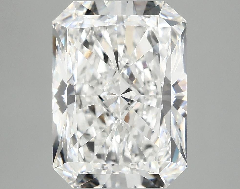 4.0 Carat Radiant Shaped Excellent Cut VVS2 IGI Certified Lab Grown Diamond