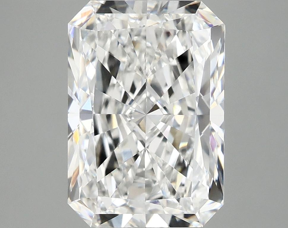 3.97 Carat Radiant Shaped Ideal Cut VVS2 IGI Certified Lab Grown Diamond