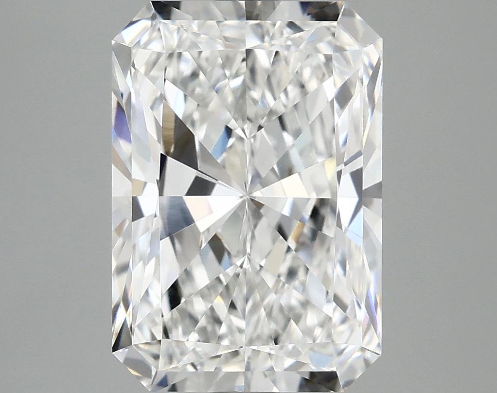 3.84 Carat Radiant Shaped Ideal Cut VVS2 IGI Certified Lab Grown Diamond