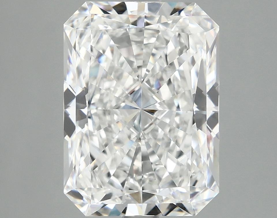 3.84 Carat Radiant Shaped Excellent Cut VVS2 IGI Certified Lab Grown Diamond