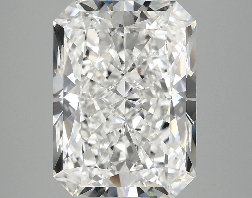 4.16 Carat Radiant Shaped Excellent Cut VS1 IGI Certified Lab Grown Diamond