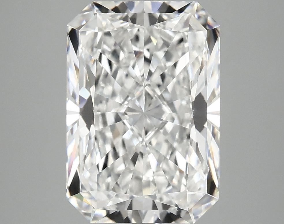 4.05 Carat Radiant Shaped Ideal Cut VVS2 IGI Certified Lab Grown Diamond