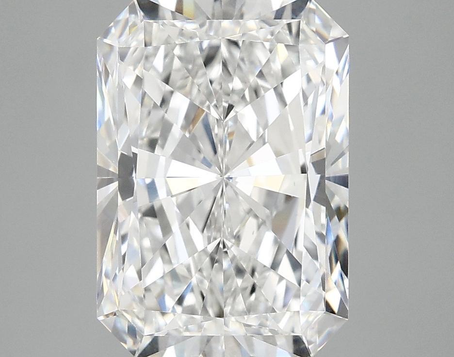 3.94 Carat Radiant Shaped Ideal Cut VS1 IGI Certified Lab Grown Diamond
