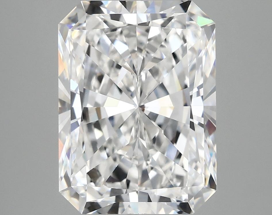 4.1 Carat Radiant Shaped Excellent Cut VVS2 IGI Certified Lab Grown Diamond