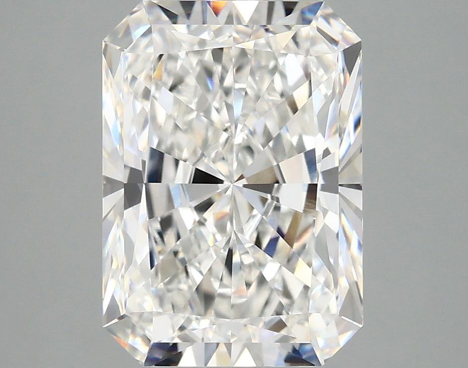 3.82 Carat Radiant Shaped Ideal Cut VS1 IGI Certified Lab Grown Diamond